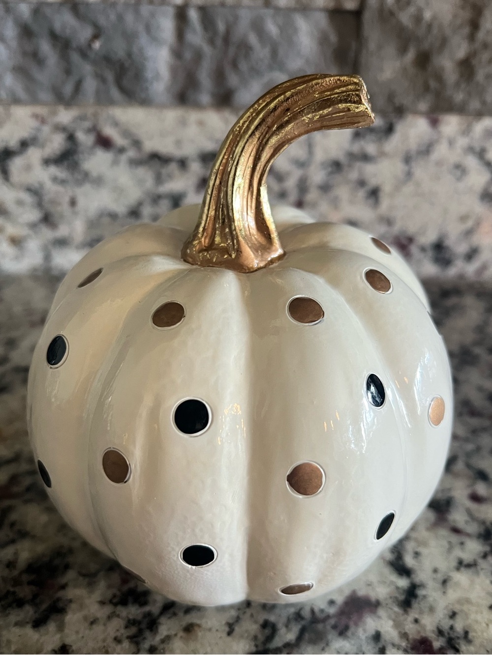 Mackenzie-Childs Dotty Pumpkin Ivory. New in Box. - Picture 3 of 6